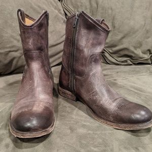 Frye Melissa button short 7